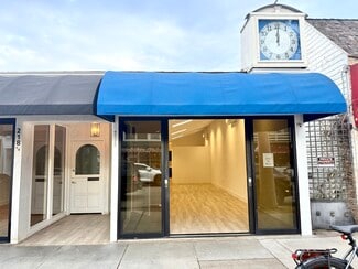 Plus de détails pour 218 Marine Ave, Newport Beach, CA - Commerce de détail à louer