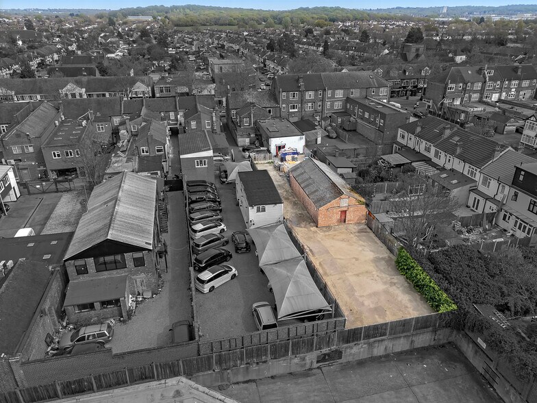 249A Chingford Mount Rd, Londres à vendre - Photo du bâtiment - Image 3 de 5