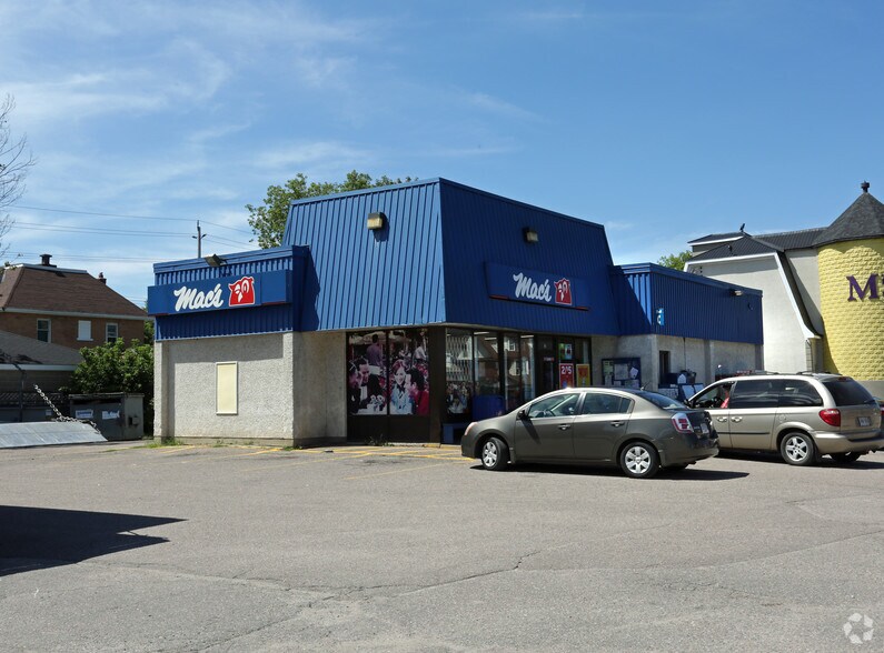 12 Raglan St N, Renfrew, ON à vendre - Photo du bâtiment - Image 3 de 7