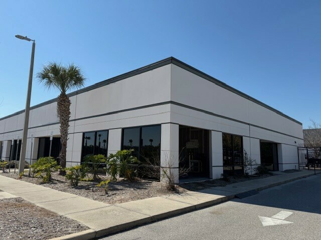 10770 N 46th, Tampa, FL for lease Interior Photo- Image 1 of 12