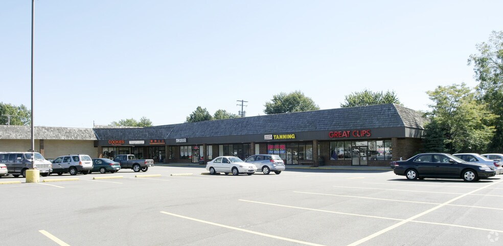 24485-24569 Lorain Rd, North Olmsted, OH à louer - Photo du bâtiment - Image 3 de 5