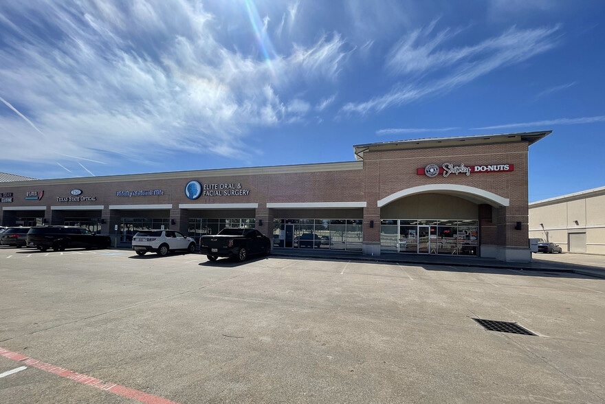 26321 Northwest Fwy, Cypress, TX for lease - Building Photo - Image 3 of 15