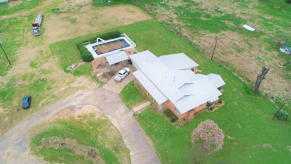 248 County Road 4310, Winnsboro, TX à vendre - Photo du bâtiment - Image 2 de 51