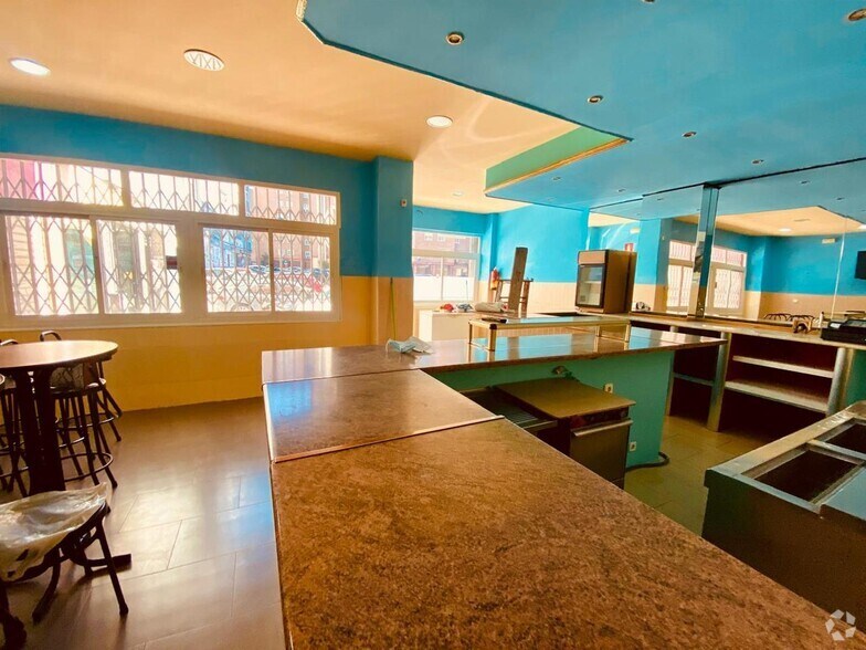 Retail in Fuenlabrada, Madrid for lease - Interior Photo - Image 1 of 1