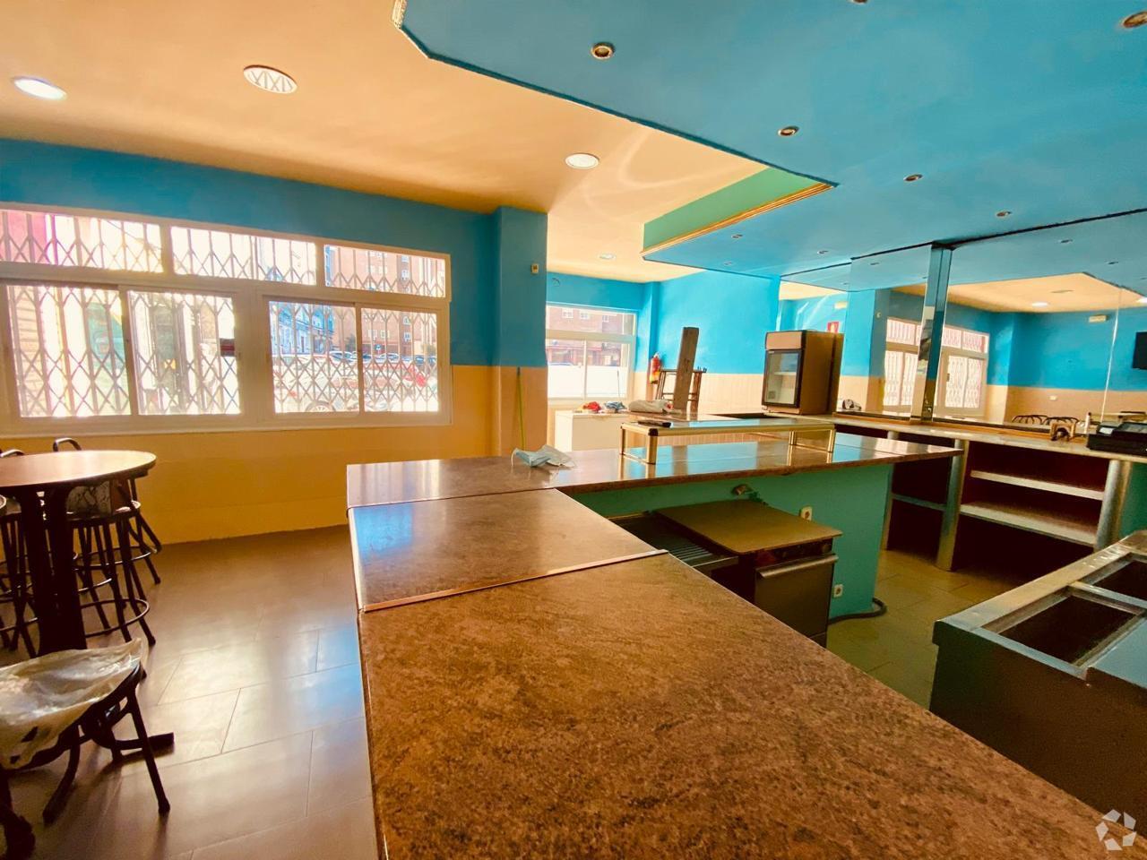 Commerce de détail dans Fuenlabrada, Madrid à louer Photo intérieure- Image 1 de 2