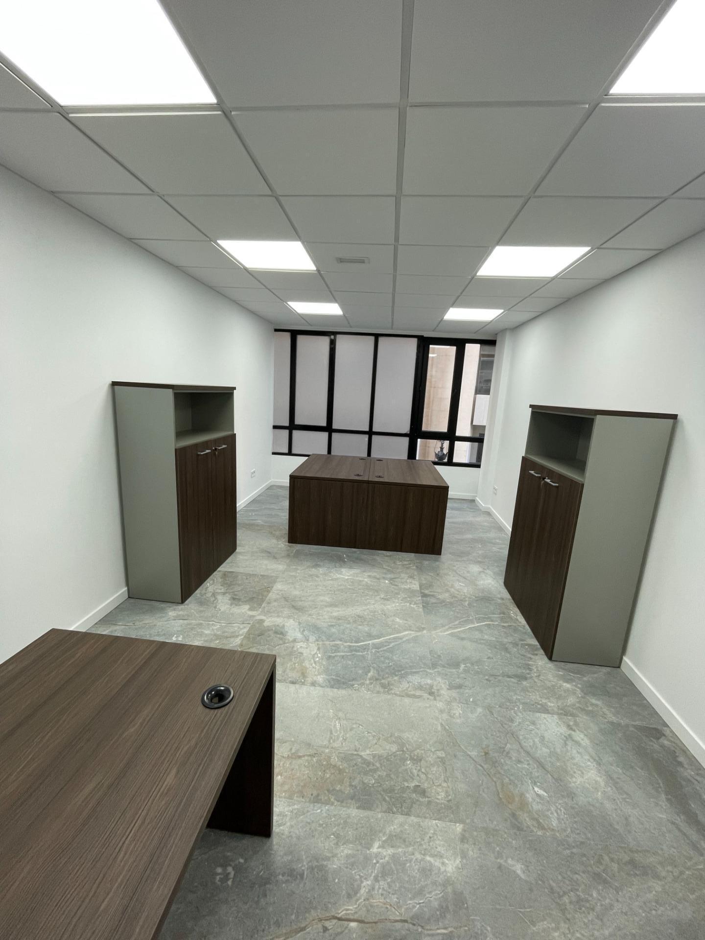 Office in València for lease Building Photo- Image 1 of 15