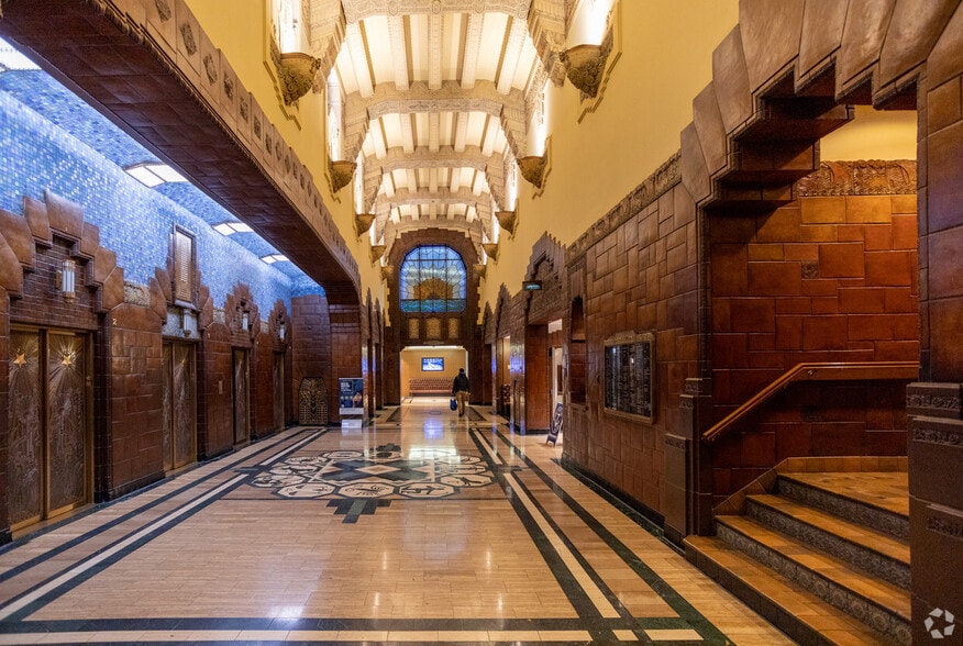 355 Burrard St, Vancouver, BC à louer - Photo intérieure - Image 3 de 12