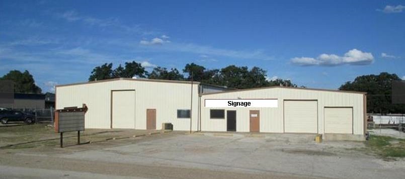 440 N Broadway St, Joshua, TX for lease - Building Photo - Image 2 of 21