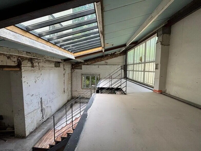 Bureau dans Paris à vendre - Photo du bâtiment - Image 3 de 14