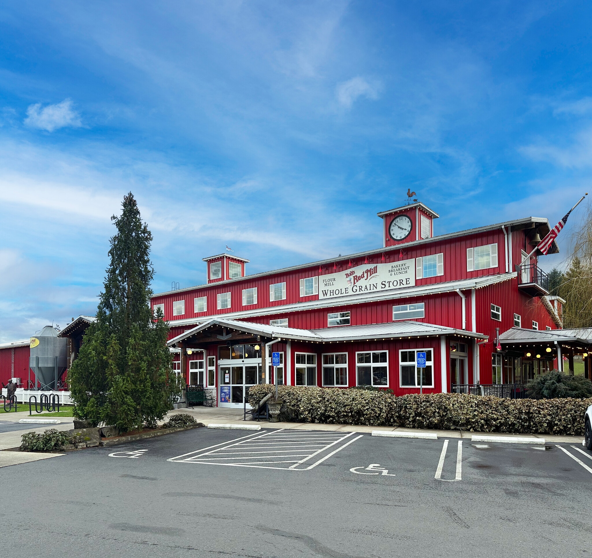 5000 SE International Way, Portland, OR for sale Building Photo- Image 1 of 10