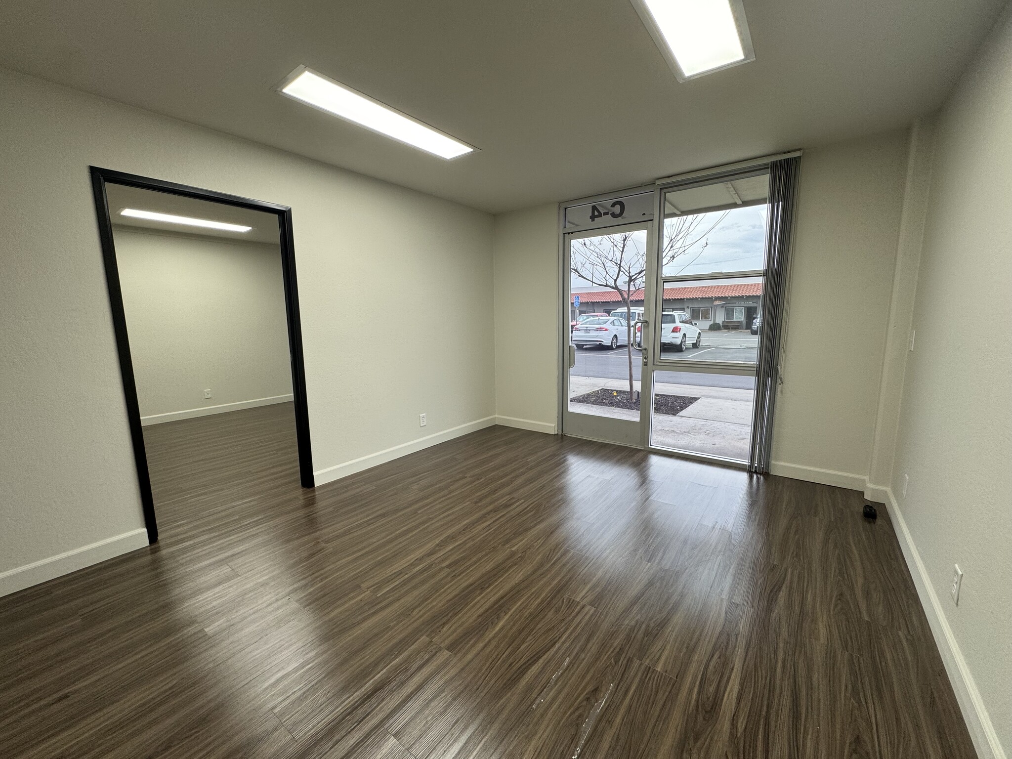 1725 Monrovia Ave, Costa Mesa, CA for lease Interior Photo- Image 1 of 4