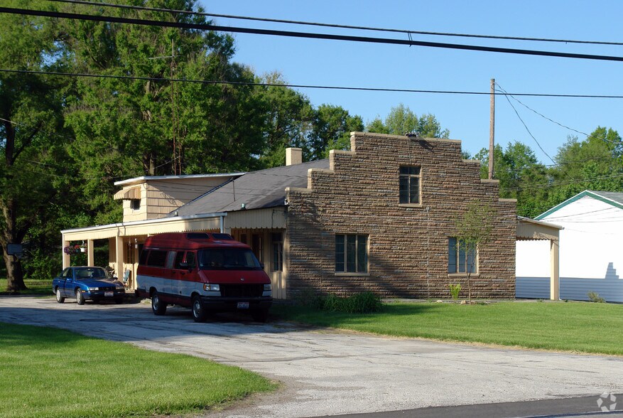 10149 Maumee Western Rd, Monclova, OH for sale - Primary Photo - Image 1 of 2