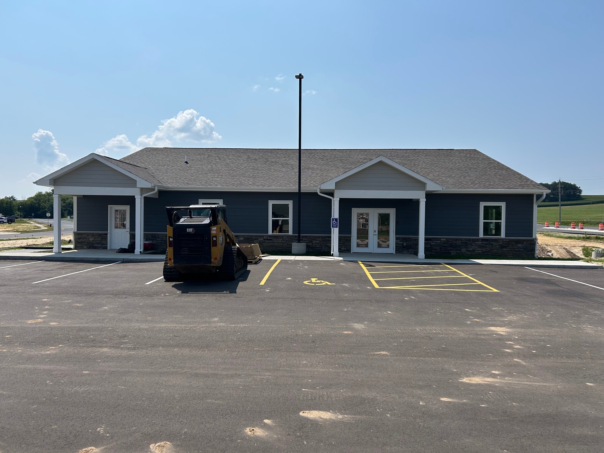 851 S Albert Ave, Reedsburg, WI à louer Photo intérieure- Image 1 de 17