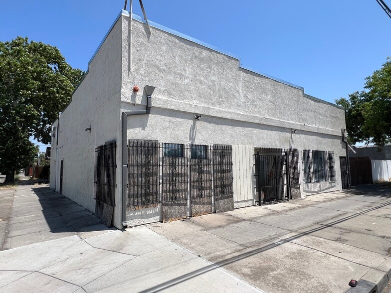 1810-1812 S El Dorado St, Stockton, CA for lease - Primary Photo - Image 1 of 1