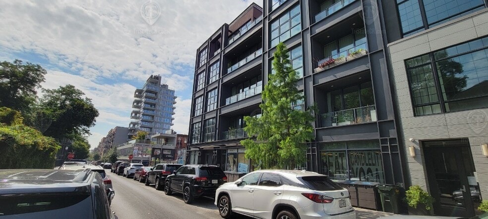 170 S 1st St, Brooklyn, NY for lease - Building Photo - Image 2 of 10