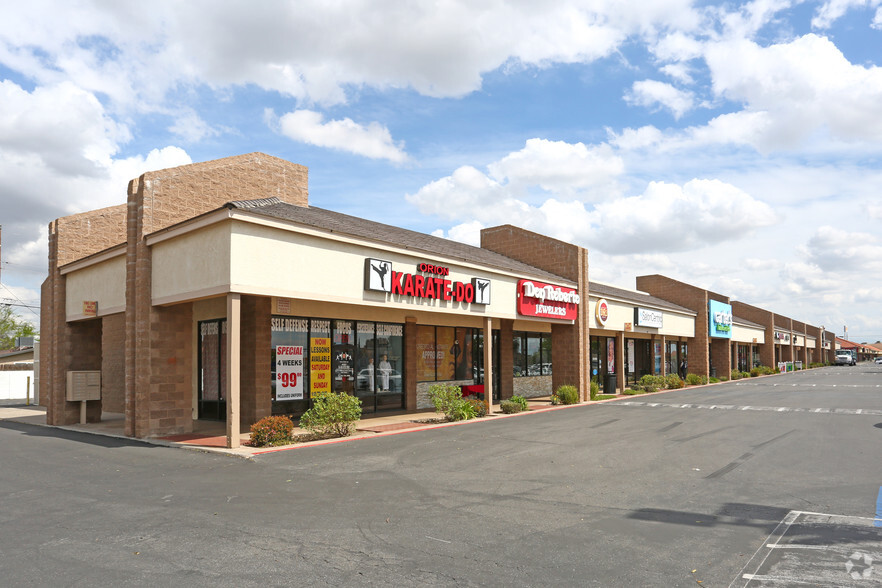 3788 Ming Ave, Bakersfield, CA for lease - Primary Photo - Image 1 of 7