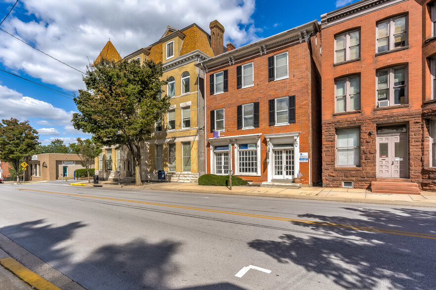 121 E Main St, Westminster, MD à vendre - Photo du bâtiment - Image 1 de 1