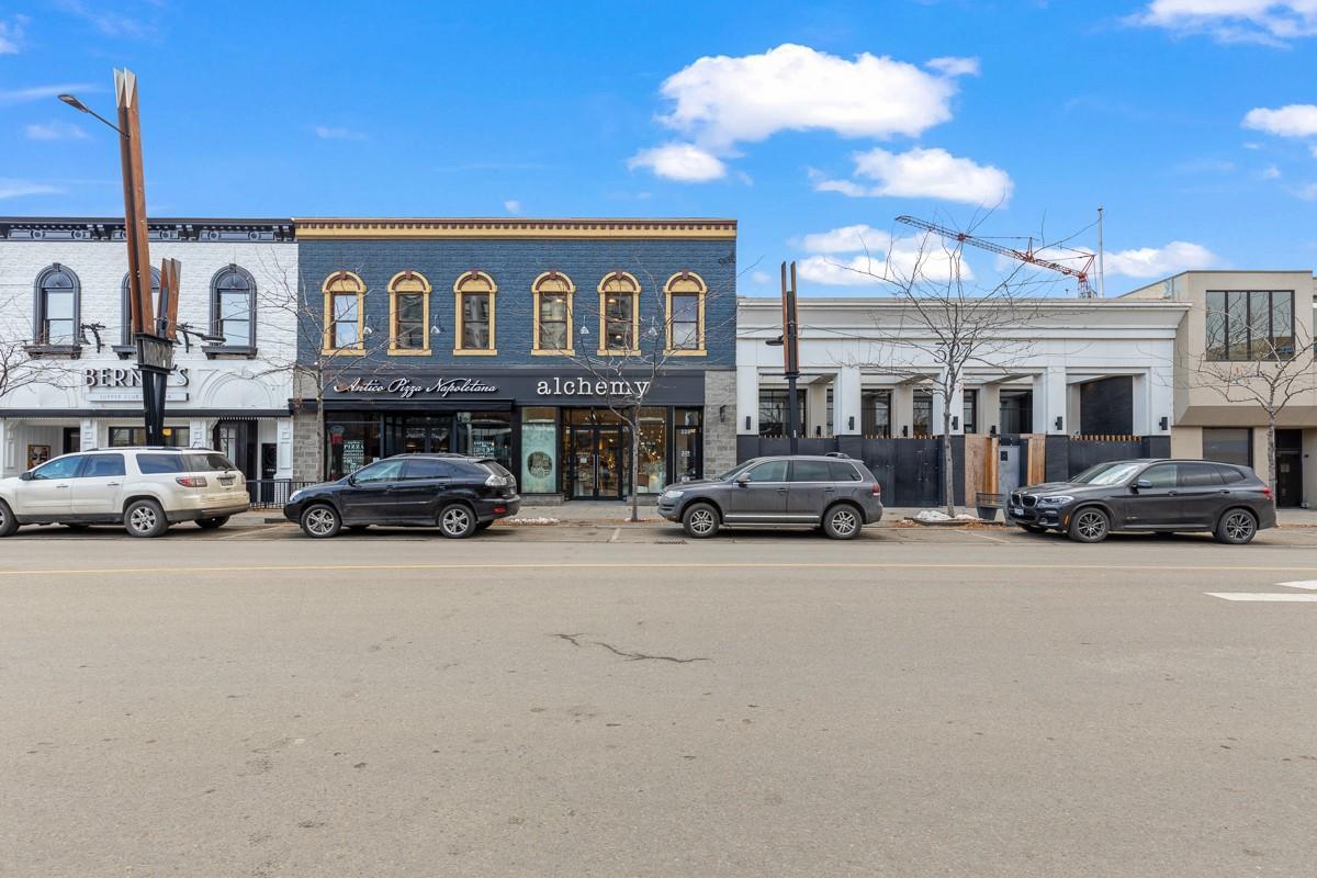 339 Bernard Av, Kelowna, BC à vendre Photo principale- Image 1 de 1