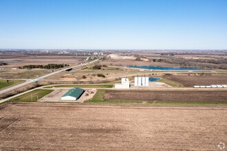627 E US Highway 52, Utica, IL - AERIAL  map view