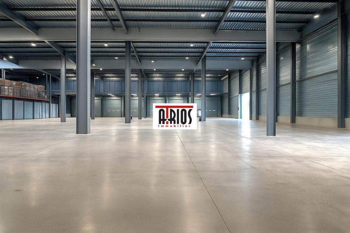 Industrial in La Crau for lease Interior Photo- Image 1 of 3