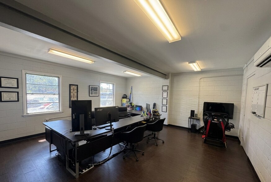 5028 Augusta Rd, Savannah, GA à vendre - Photo intérieure - Image 3 de 8