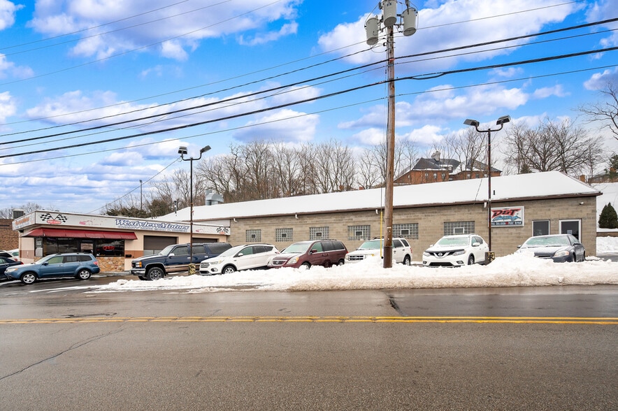 186 Perry Hwy, Pittsburgh, PA à vendre - Photo du bâtiment - Image 2 de 30