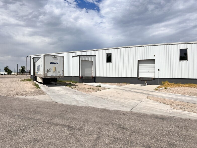 55 Lodestone Way, Tooele, UT à louer - Photo du bâtiment - Image 3 de 13