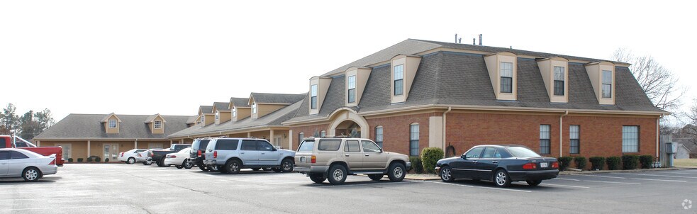 917 Ferncliff Cv, Southaven, MS à louer - Photo du bâtiment - Image 1 de 1