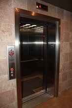 1901-1907 Vestal Pky E, Vestal Township, NY for lease Interior Photo- Image 2 of 5