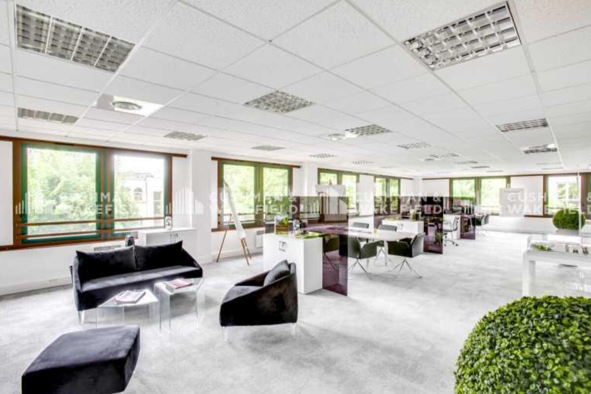 Bureau dans Orsay à louer Photo intérieure- Image 1 de 6