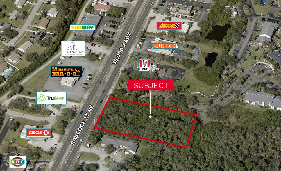 4931 NE Babcock St, Palm Bay, FL à louer - Photo du bâtiment - Image 1 de 4