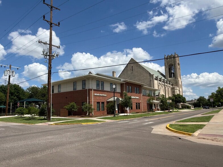 401 S University Blvd, Norman, OK for lease - Primary Photo - Image 1 of 6