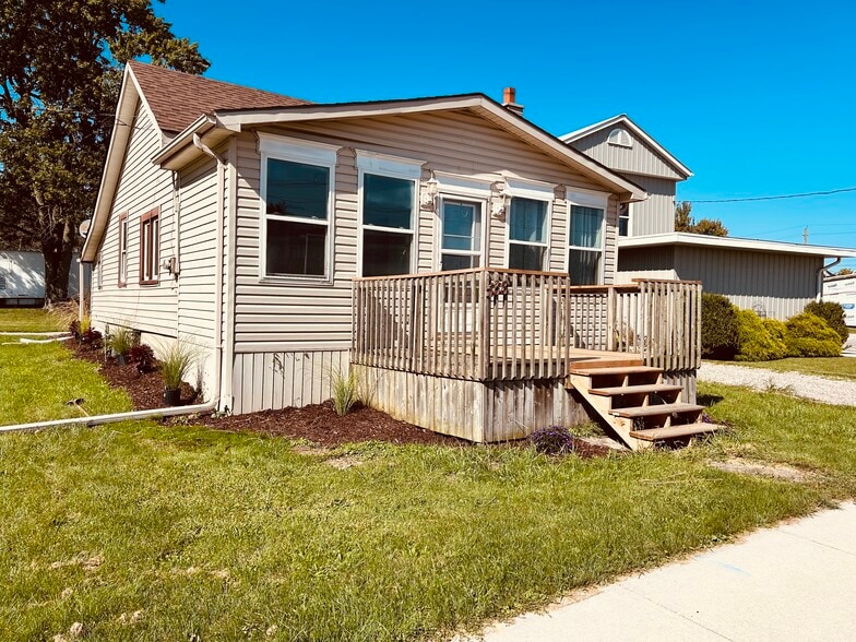 138 Borden Ave, Belmont, ON à vendre - Photo du bâtiment - Image 1 de 3