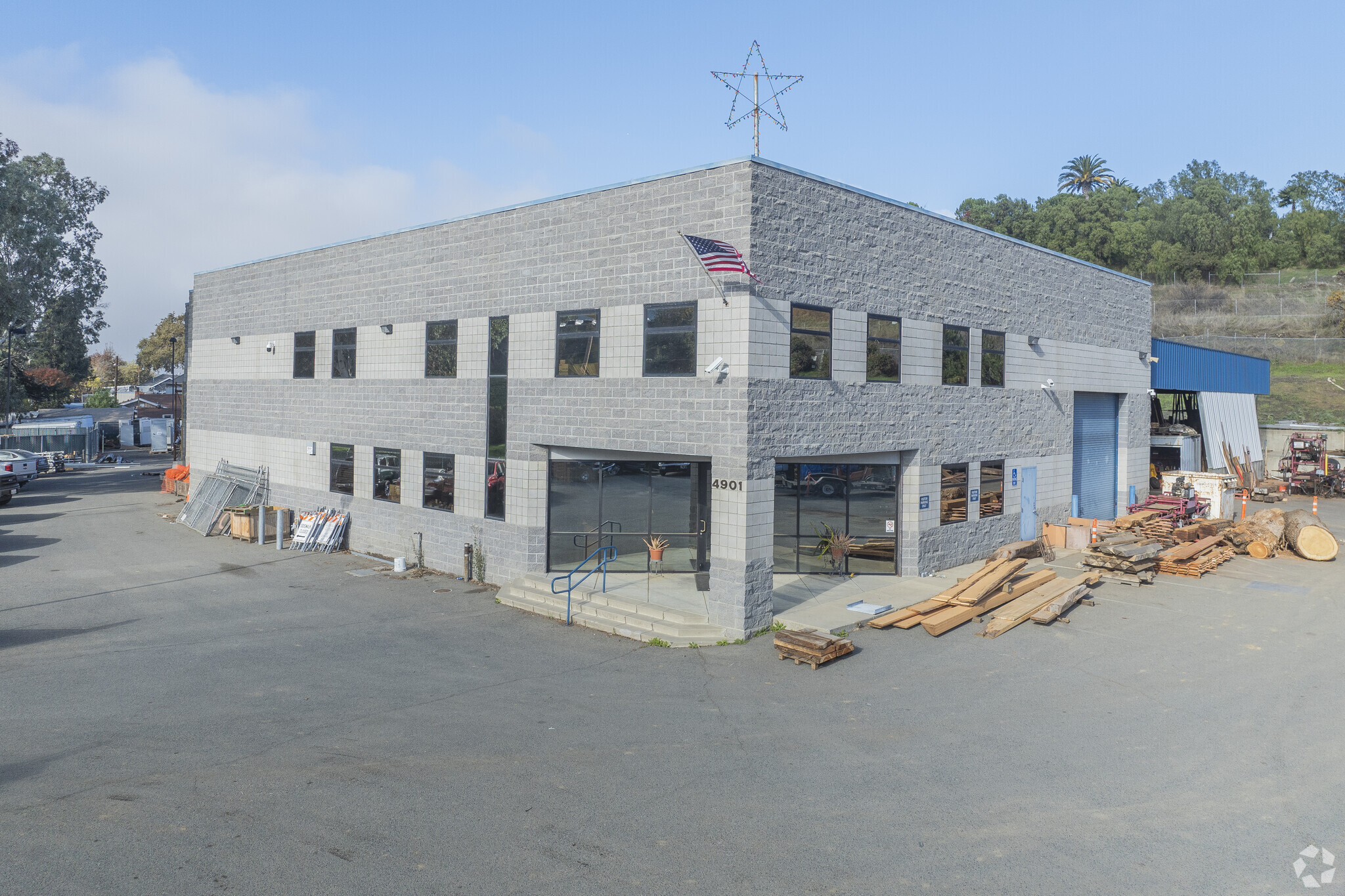 4901 Pacheco Blvd, Martinez, CA for lease Building Photo- Image 1 of 11