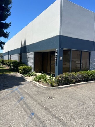 Plus de détails pour 2821 Pomona Blvd, Pomona, CA - Industriel à louer