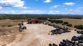 Plus de détails pour 9106 Highway 16, Pipe Creek, TX - Flex à vendre