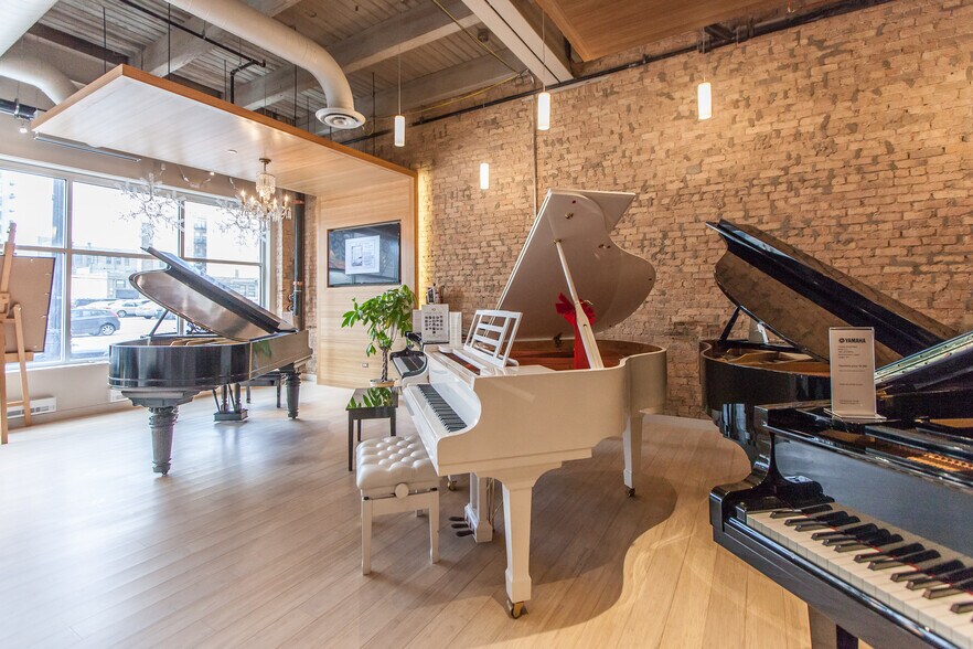 1335 S Michigan Ave, Chicago, IL for lease - Interior Photo - Image 2 of 3