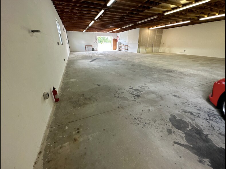 878 Lake Mills Rd, Oviedo, FL for lease - Building Photo - Image 1 of 7