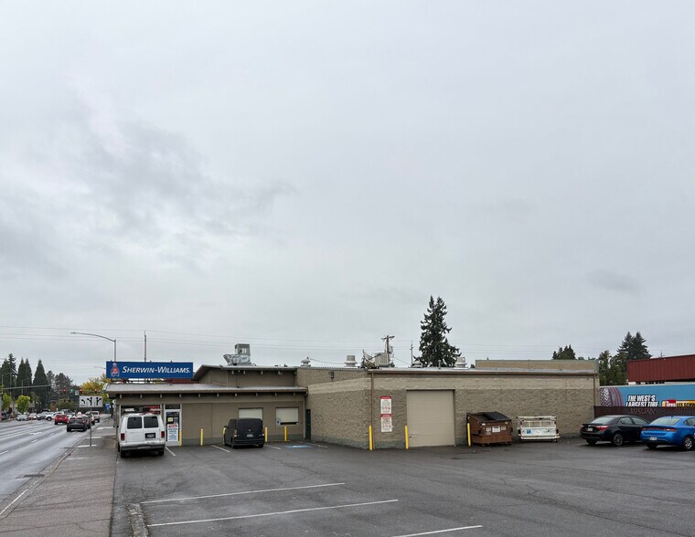 348 SE 10th Ave, Hillsboro, OR à vendre - Photo du bâtiment - Image 2 de 4