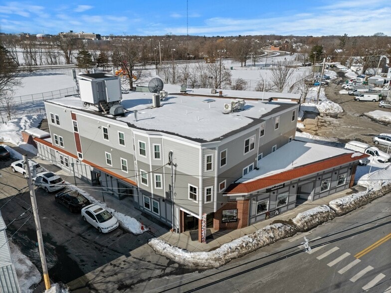 Lakeview Avenue Portfolio portfolio of 2 properties for sale on LoopNet.ca - Building Photo - Image 2 of 12