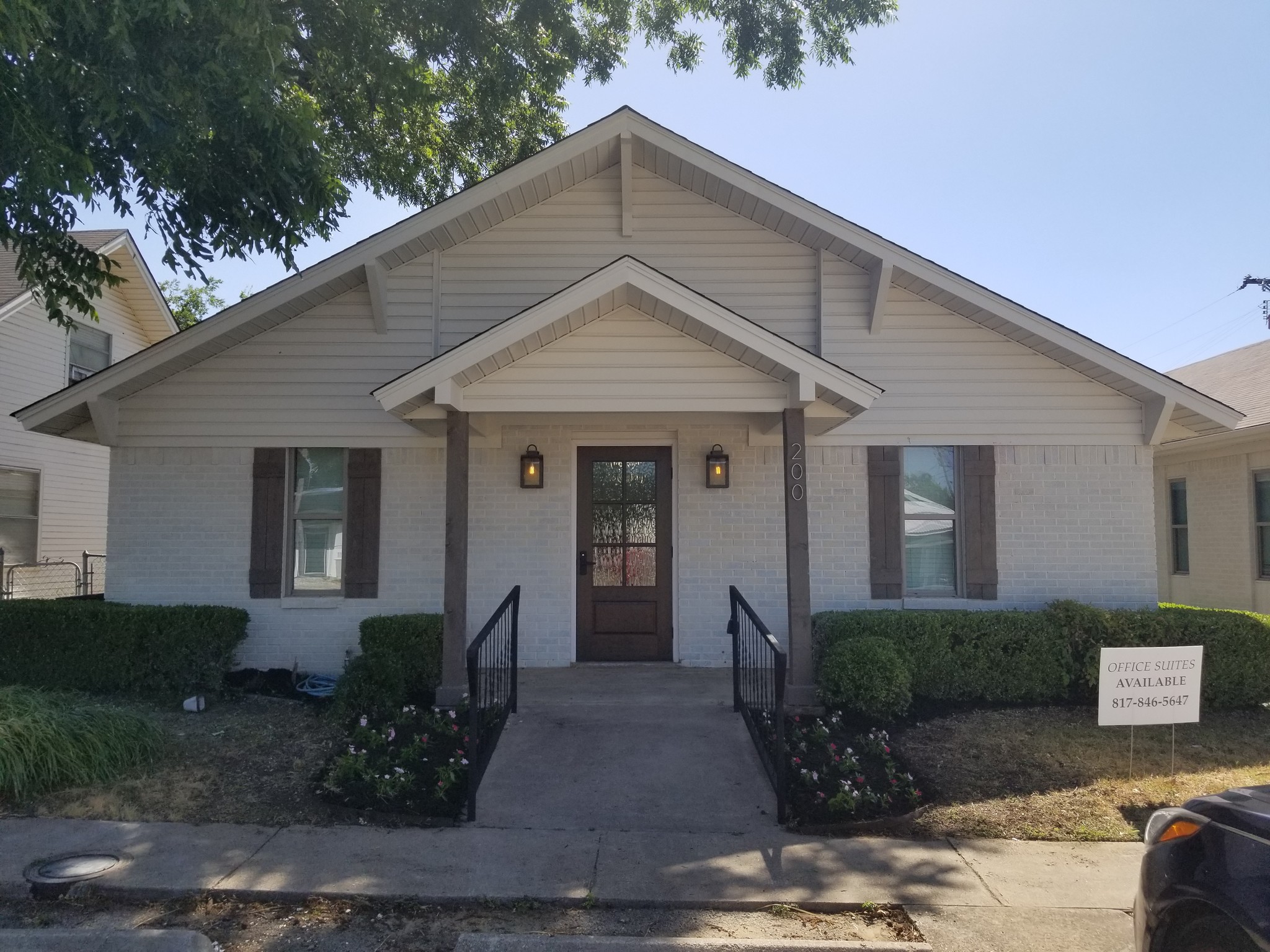 200 S Main St, Rhome, TX à louer Photo du bâtiment- Image 1 de 19