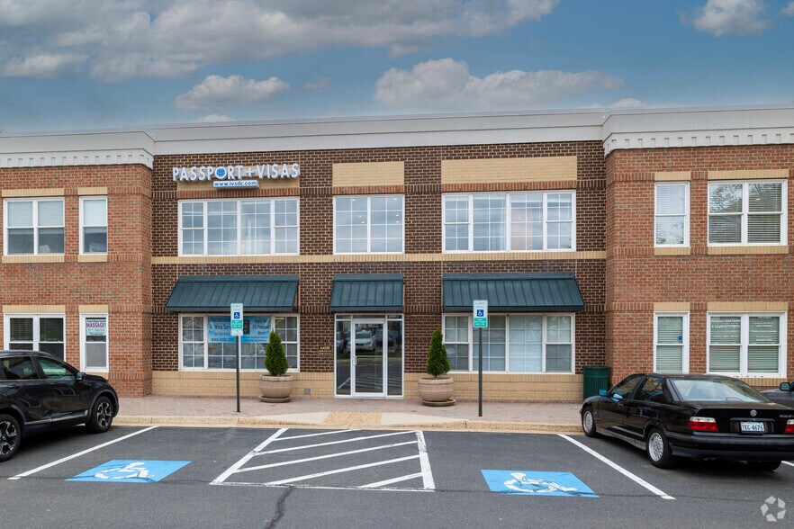 44081 Pipeline Plz, Ashburn, VA à vendre - Photo du bâtiment - Image 3 de 10