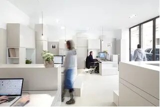 72 Rue De Clignancourt, Paris for lease Interior Photo- Image 1 of 5