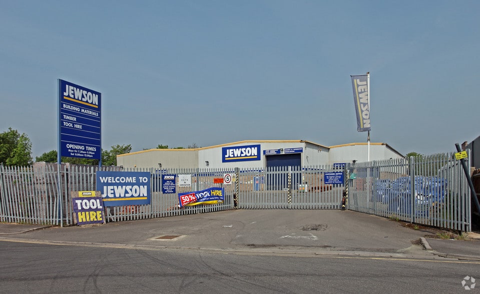 Reform Rd, Maidenhead for sale - Primary Photo - Image 1 of 9