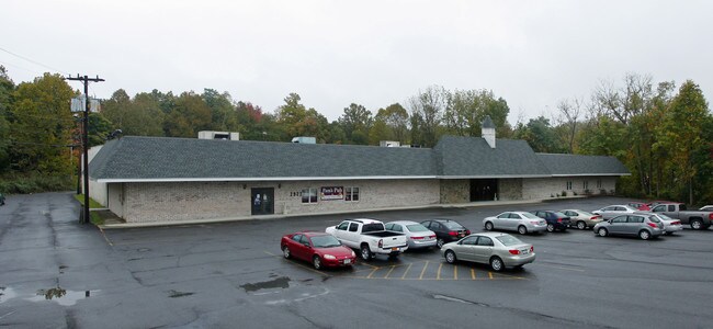 Plus de détails pour 2922 Route 9W, New Windsor Township, NY - Commerce de détail à vendre