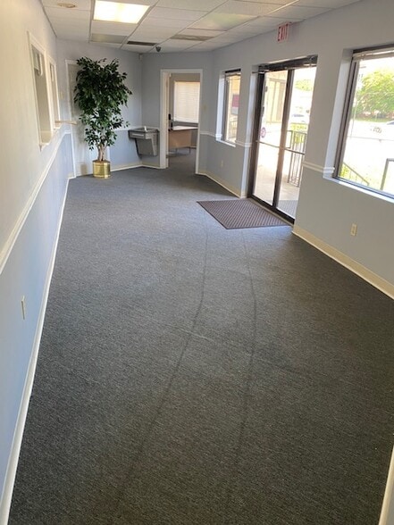 5545 1st Ave N, Birmingham, AL à vendre - Photo intérieure - Image 3 de 5