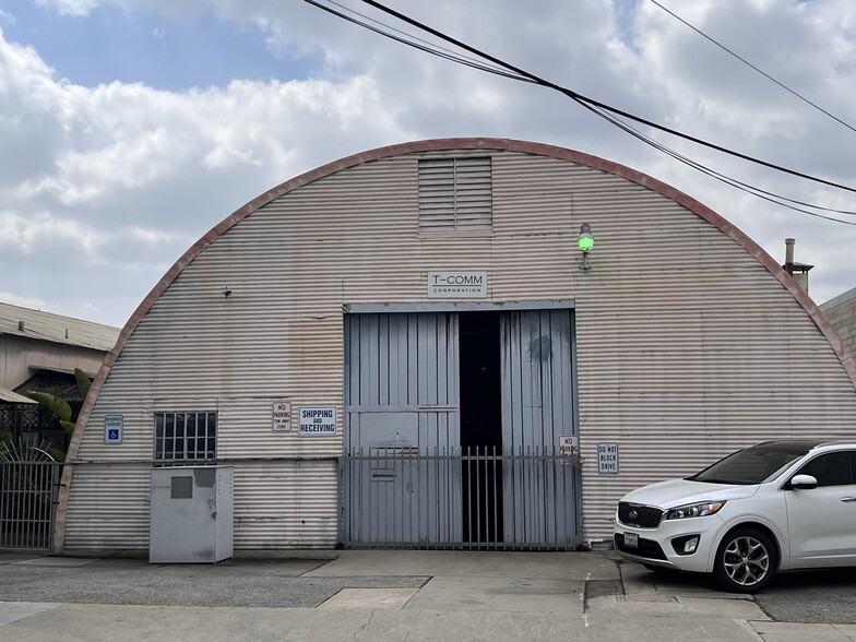 118 E Pomona Ave, Monrovia, CA for lease - Building Photo - Image 1 of 1