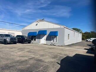 Plus de détails pour 925 Luke St, Irving, TX - Commerce de détail à vendre