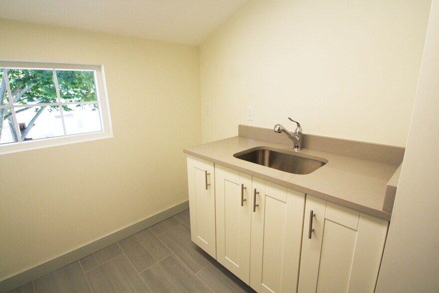 764 Plain St, Marshfield, MA à louer - Photo du bâtiment - Image 2 de 18