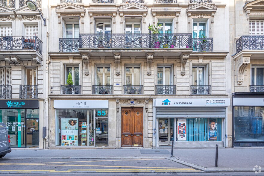 55 Rue De Maubeuge, Paris à louer - Photo du bâtiment - Image 2 de 4